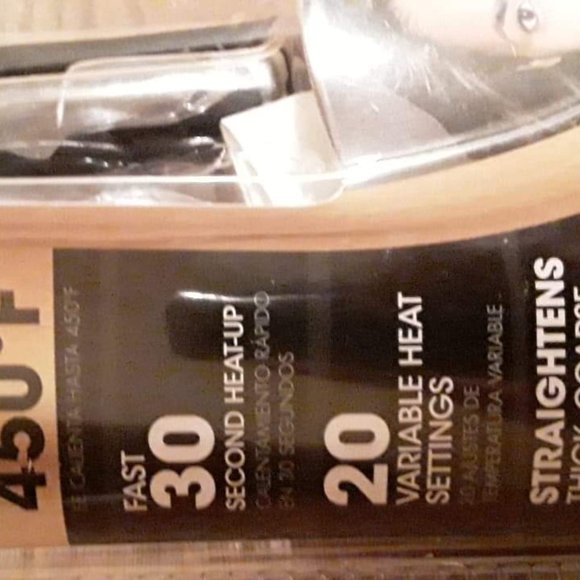 Andis professional ceramic flat iron new - Picture 1 of 6